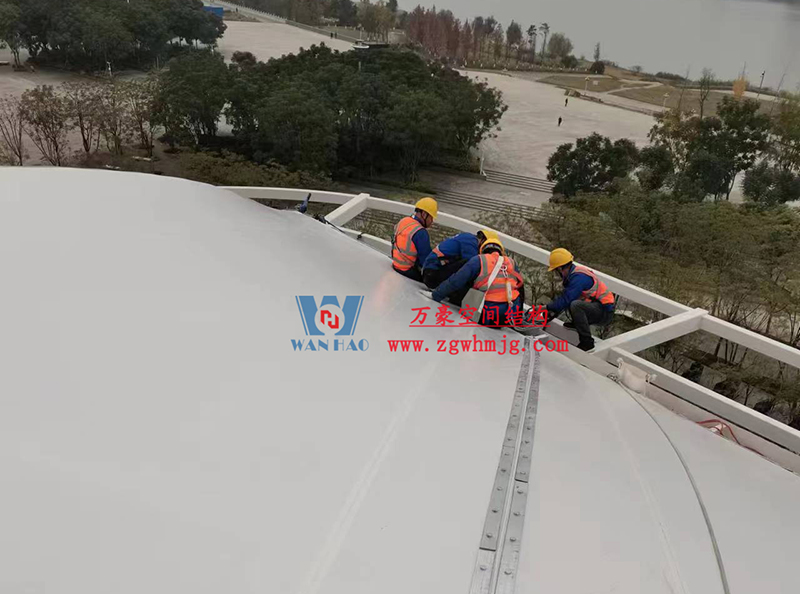 明宇廣場6號地塊商業(yè)（萬達廣場）改造項目鋼膜結(jié)構(gòu)ETFE蓋頂天幕工程