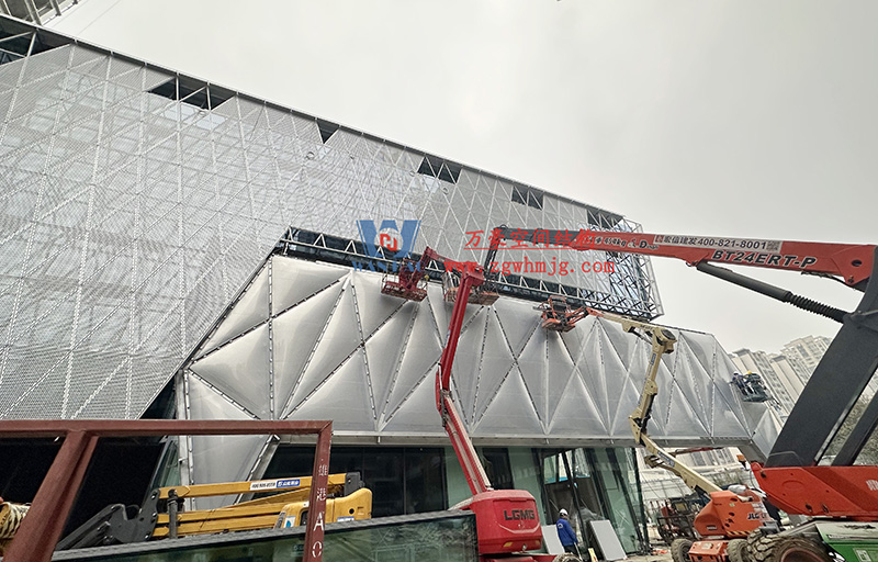 成都中建錦源匯膜結(jié)構(gòu)項目工程最新進展