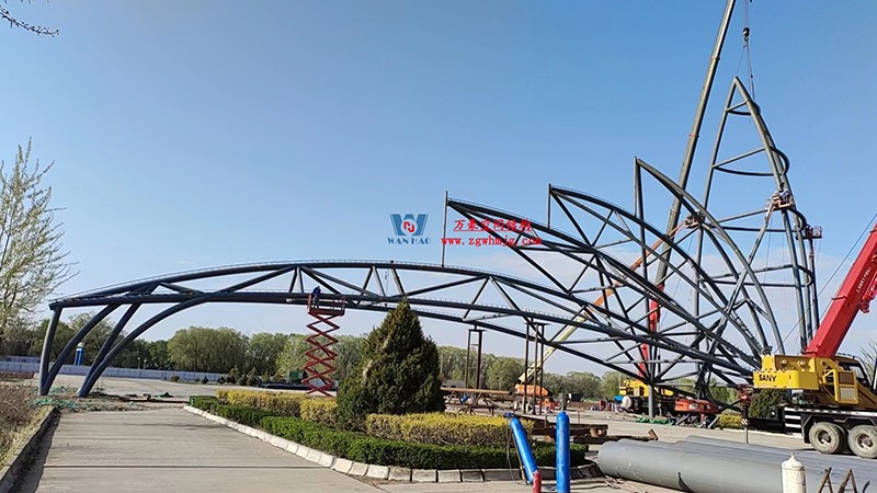 芳菲四月，共鑒美好！陜西定邊馬蓮灘沙漠公園鋼膜結(jié)構(gòu)工程最新進(jìn)展播報(bào)