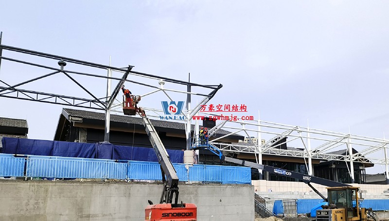 勞動最光榮，致敬一線工作者！