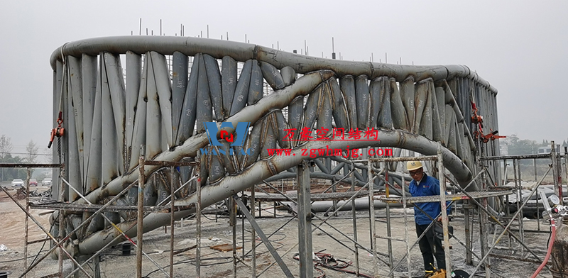 四川南充電影學(xué)院景觀膜結(jié)構(gòu)工程位于四川省南充市，此工程由寧波萬(wàn)豪空間結(jié)構(gòu)工程有限公司承建。  四川南充電影學(xué)院景觀膜結(jié)構(gòu)工程  四川南充電影學(xué)院景觀膜結(jié)構(gòu)工程  四川南充電影學(xué)院景觀膜結(jié)構(gòu)工程  四川南充電影學(xué)院景觀膜結(jié)構(gòu)工程  四川南充電影學(xué)院景觀膜結(jié)構(gòu)工程  四川南充電影學(xué)院景觀膜結(jié)構(gòu)工程  四川南充電影學(xué)院景觀膜結(jié)構(gòu)工程  四川南充電影學(xué)院景觀膜結(jié)構(gòu)工程  四川南充電影學(xué)院景觀膜結(jié)構(gòu)工程  四川南充電影學(xué)院景觀膜結(jié)構(gòu)工程  四川南充電影學(xué)院景觀膜結(jié)構(gòu)工程