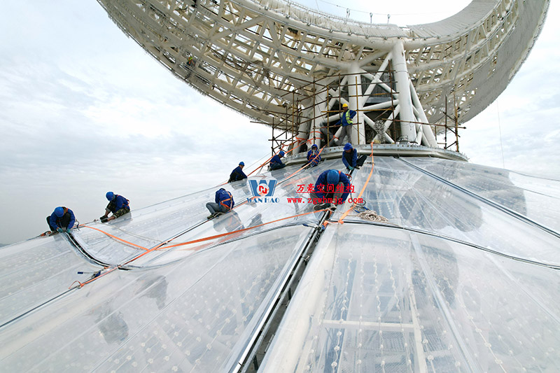 西安絲路塔ETFE膜結(jié)構(gòu)項(xiàng)目順利完工 西安絲路塔ETFE膜結(jié)構(gòu)項(xiàng)目順利完工