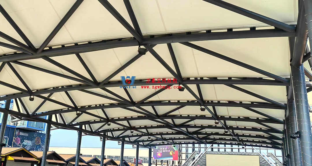 膜結構遮陽雨棚受歡迎的主要原因是什么？