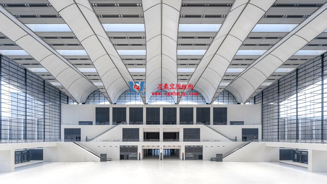 有骨骼、有皮膚的PTFE膜結(jié)構(gòu)建筑