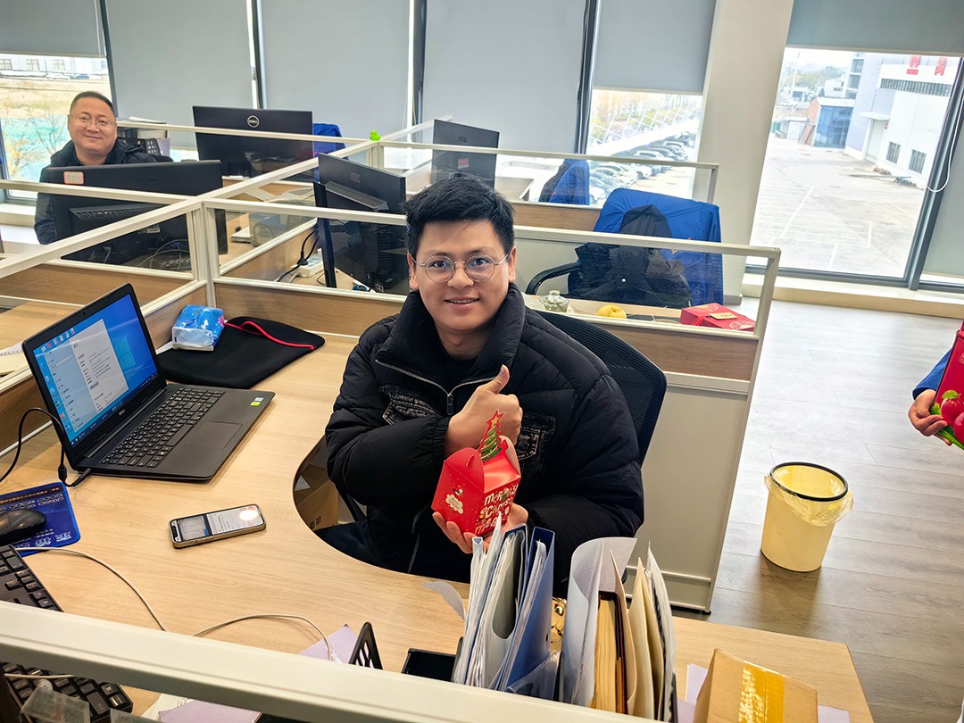 關愛員工，愛在萬豪|暖心平安夜，傳遞“蘋”安幸福