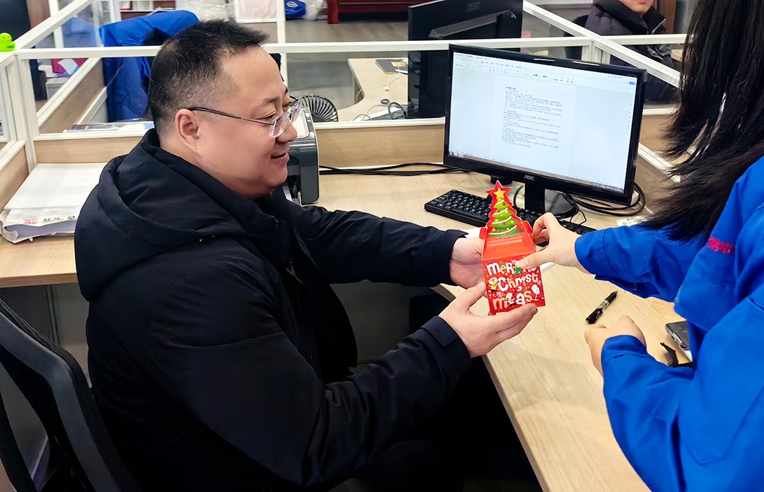 關愛員工，愛在萬豪|暖心平安夜，傳遞“蘋”安幸福