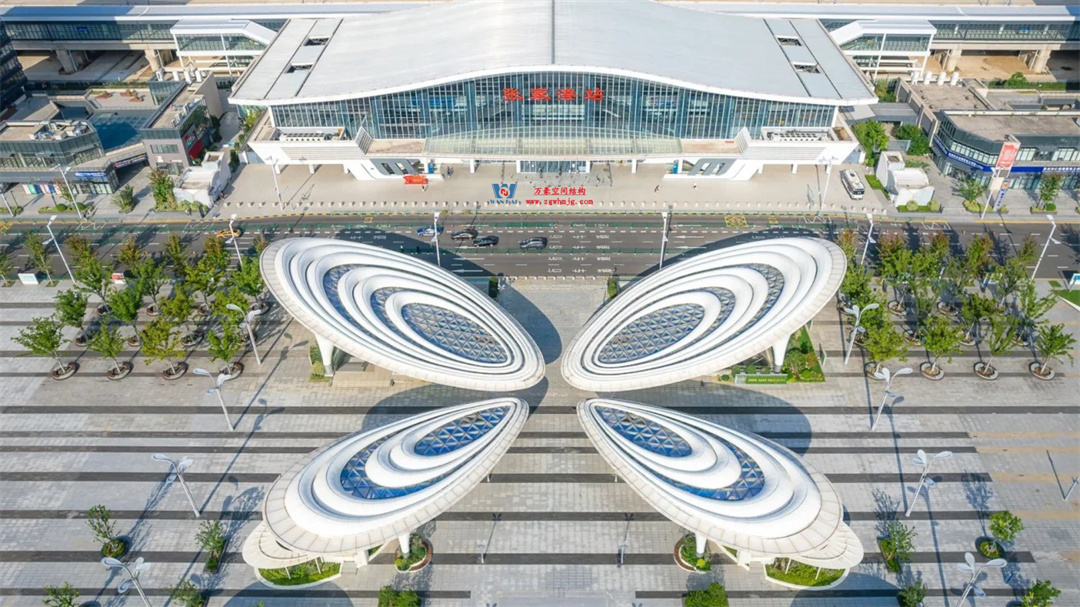 膜結(jié)構(gòu)：為交通設(shè)施帶來革新之美