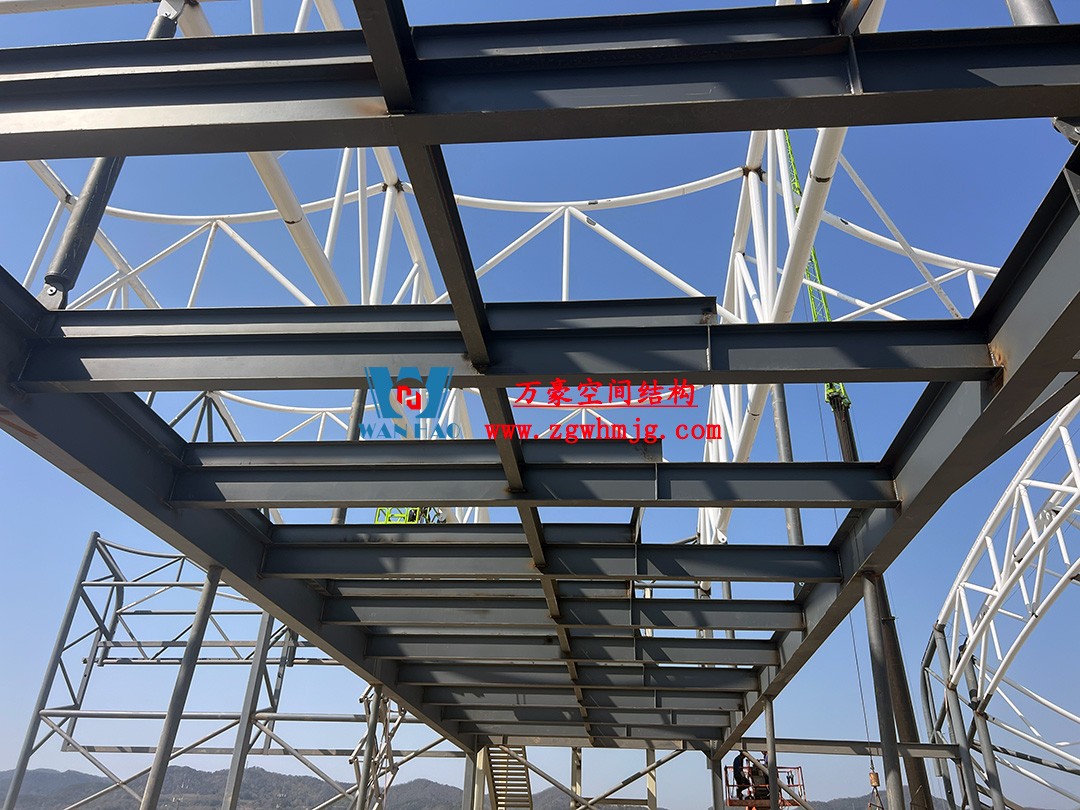 馭風(fēng)逐沙，織就賽道美學(xué)——比亞迪紹興嵊州賽車場(chǎng)干拔沙坡觀景平臺(tái)鋼膜結(jié)構(gòu)