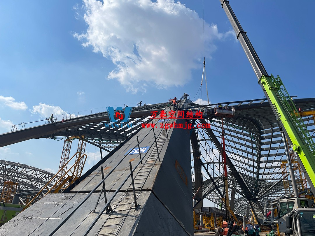 鄭州中原高鐵港數(shù)字展貿(mào)城鋼結(jié)構(gòu)項目