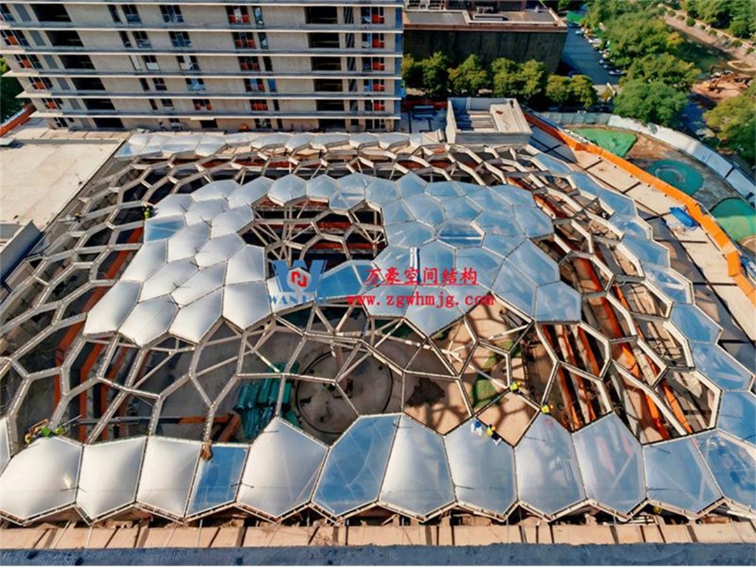 安吉縣昌碩小區(qū)地塊房產(chǎn)開(kāi)發(fā)項(xiàng)目鋼結(jié)構(gòu)天幕 安吉縣昌碩小區(qū)地塊房產(chǎn)開(kāi)發(fā)項(xiàng)目鋼結(jié)構(gòu)天幕