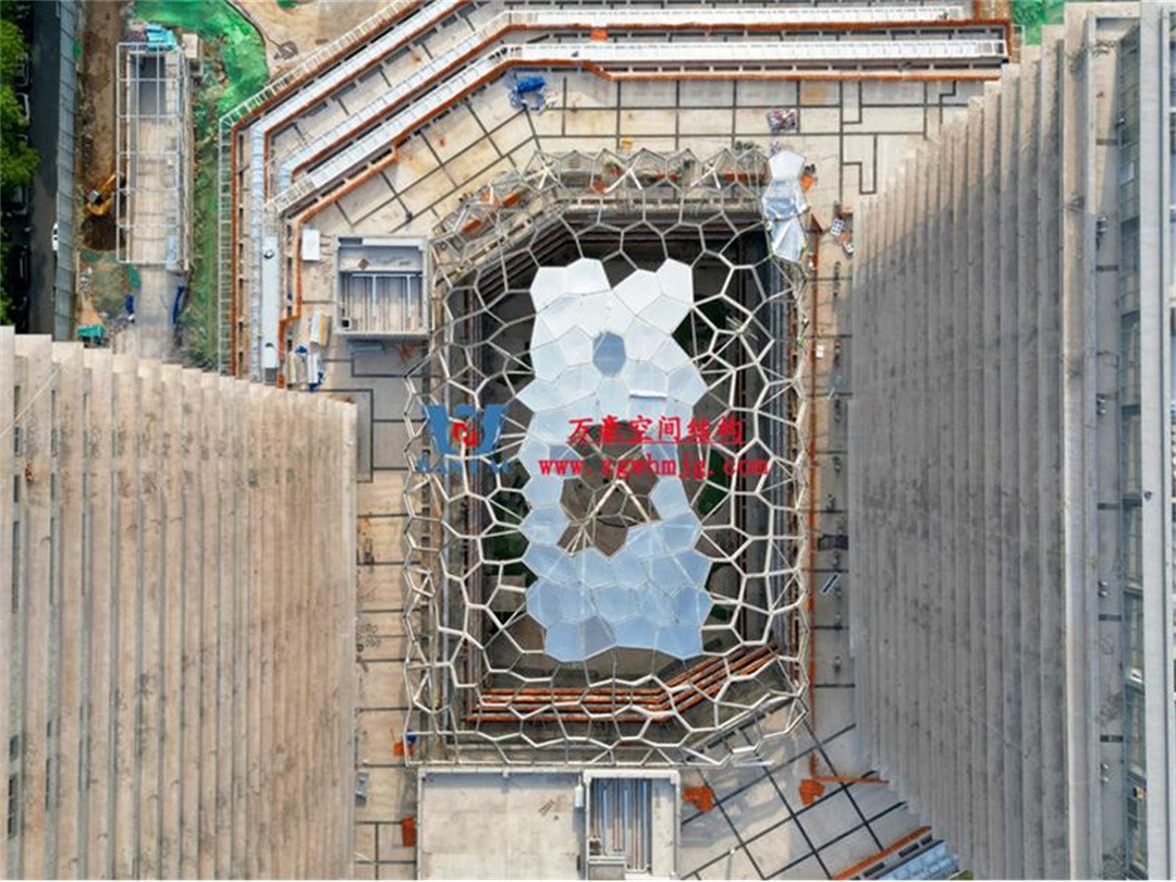 安吉縣昌碩小區(qū)地塊房產(chǎn)開(kāi)發(fā)項(xiàng)目鋼結(jié)構(gòu)天幕 安吉縣昌碩小區(qū)地塊房產(chǎn)開(kāi)發(fā)項(xiàng)目鋼結(jié)構(gòu)天幕