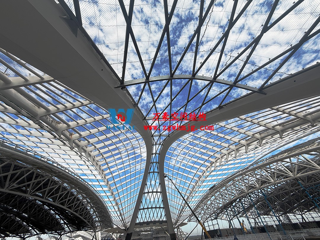 鄭州中原高鐵港數(shù)字展貿(mào)城鋼結(jié)構(gòu)項目
