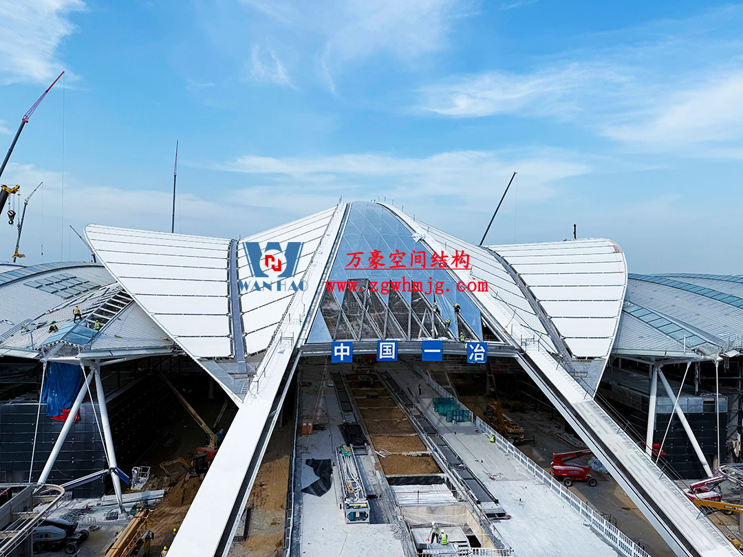 鄭州中原高鐵港數(shù)字展貿(mào)城ETFE PTFE膜結(jié)構(gòu)項目