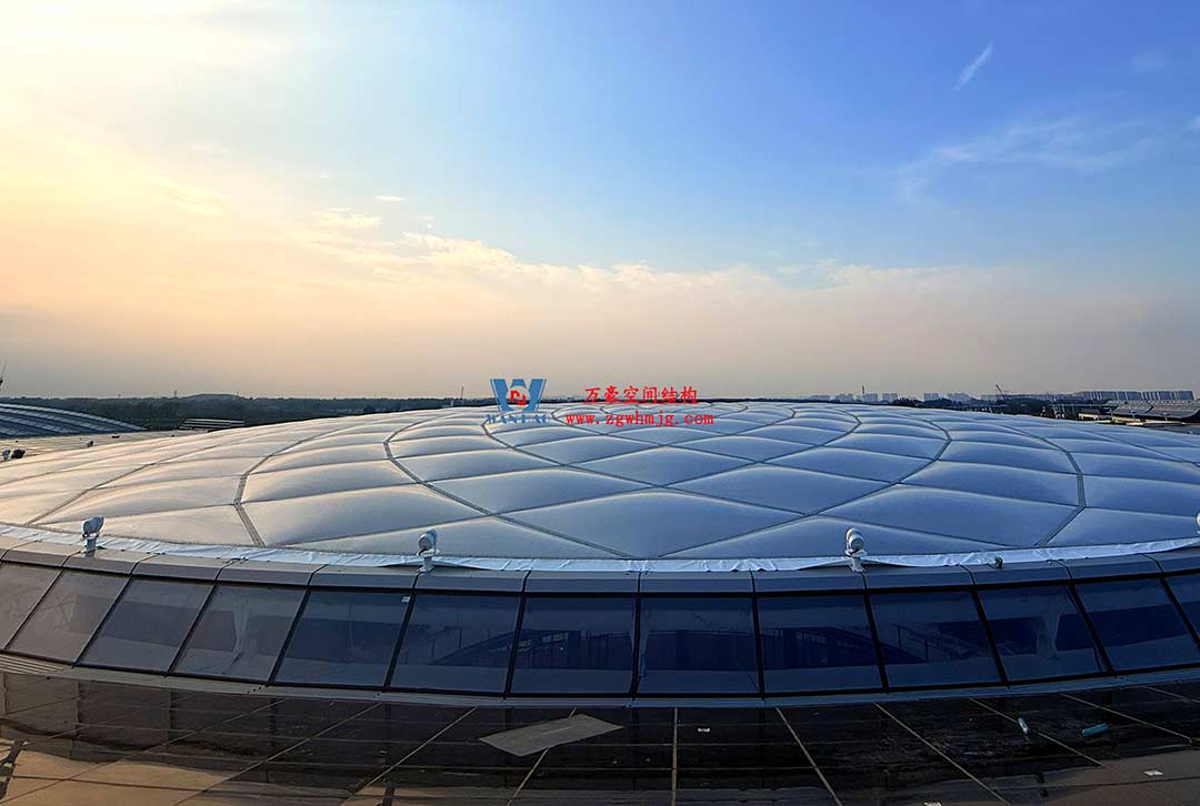 鄭州中原高鐵港數(shù)字展貿(mào)城ETFE PTFE膜結(jié)構(gòu)項目