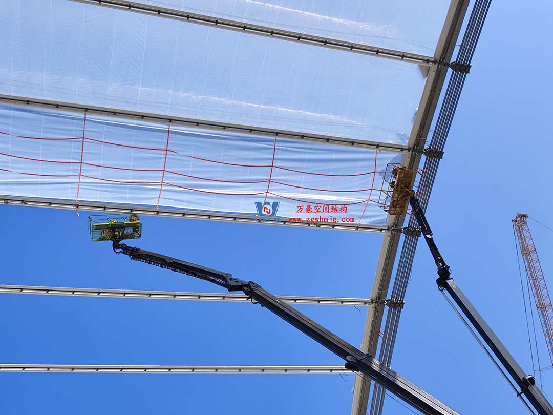 太湖之畔，華燈初上|無錫奧體中心施工加速