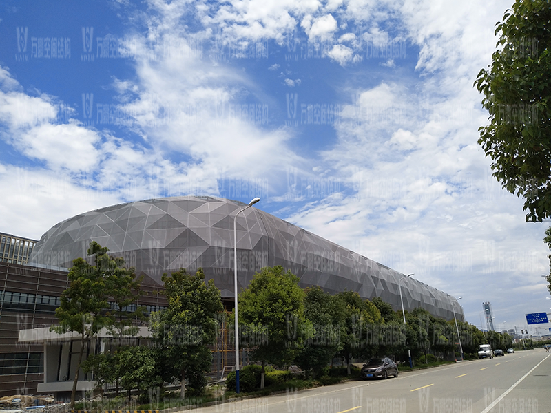 什么是PTFE永久膜結(jié)構(gòu)？PTFE永久膜結(jié)構(gòu)的性能特點及應(yīng)用范圍是怎樣的？