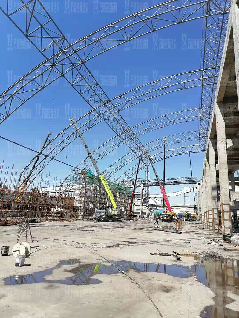 內(nèi)蒙能源長城五礦選煤廠鋼骨架膜棚建設(shè)項目進入膜結(jié)構(gòu)安裝階段